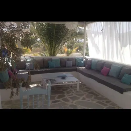 Campos Yalos * Chora (Ios)