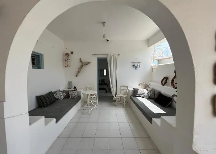 Campos Yalos * Chora (Ios)