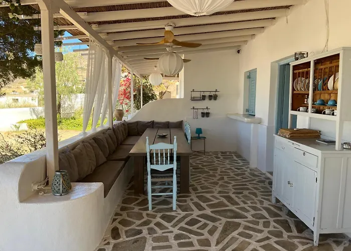 Campos Yalos * Chora (Ios)